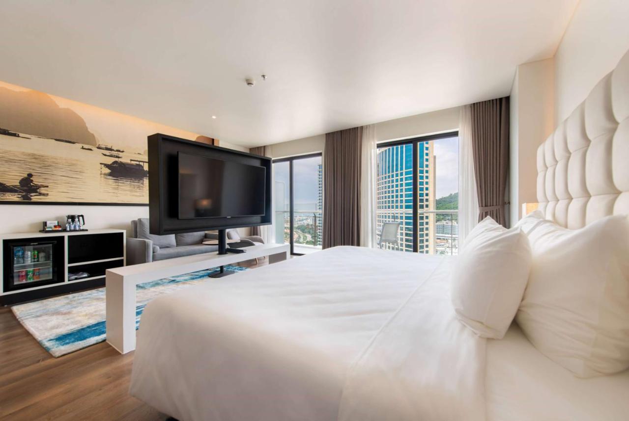 Hotel Soleil Ha Long, Trademark Collection By Wyndham Buitenkant foto