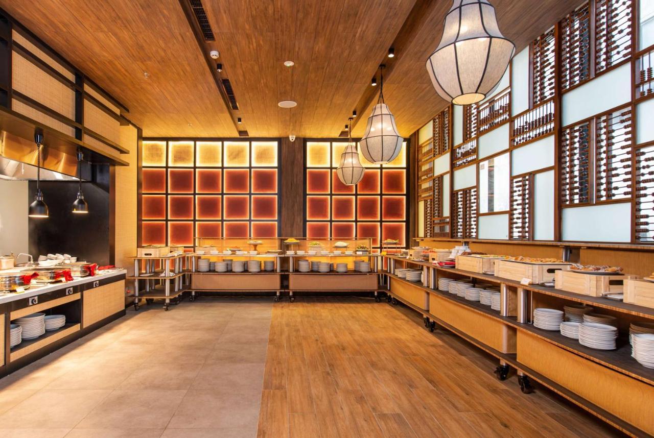 Hotel Soleil Ha Long, Trademark Collection By Wyndham Buitenkant foto