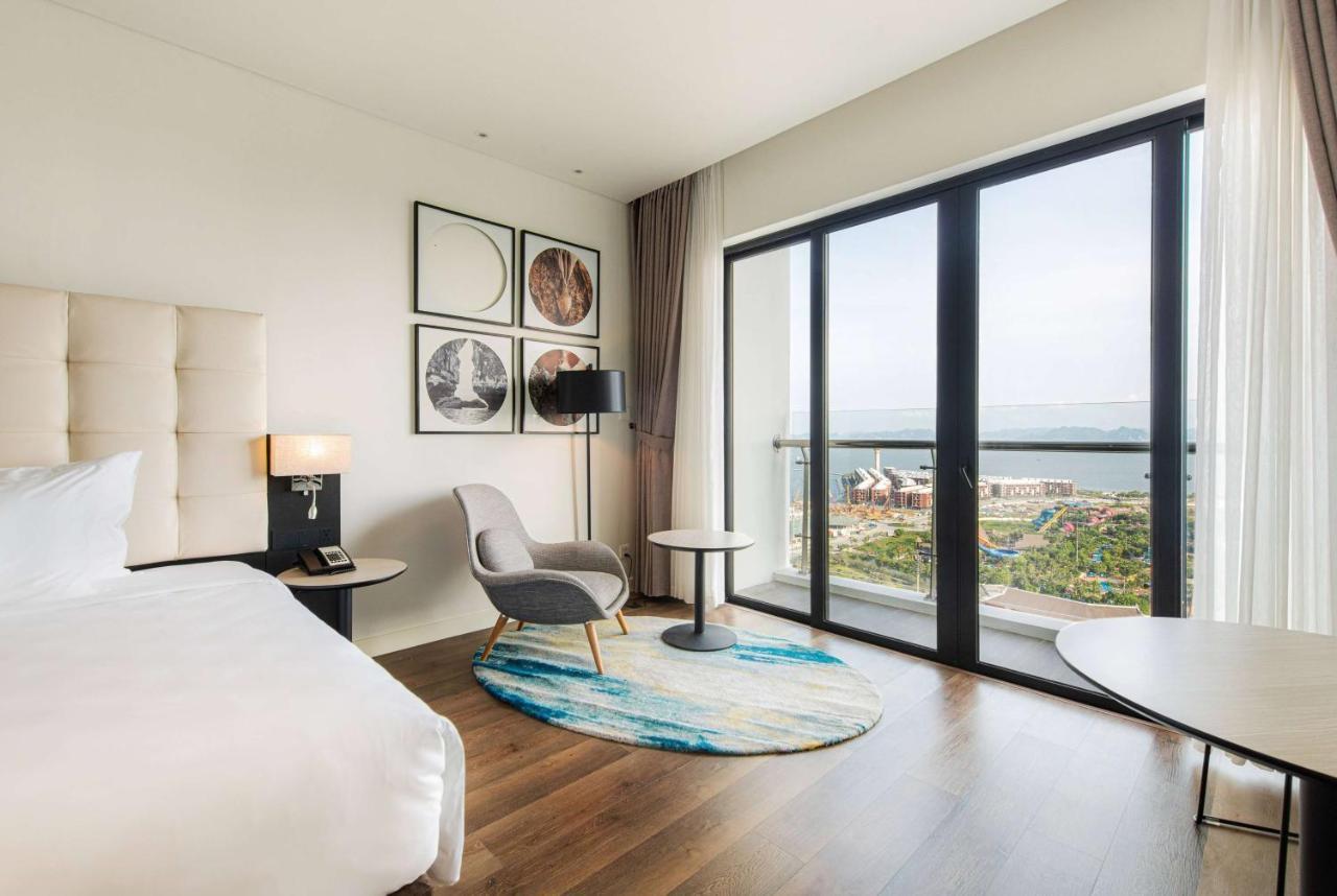 Hotel Soleil Ha Long, Trademark Collection By Wyndham Buitenkant foto