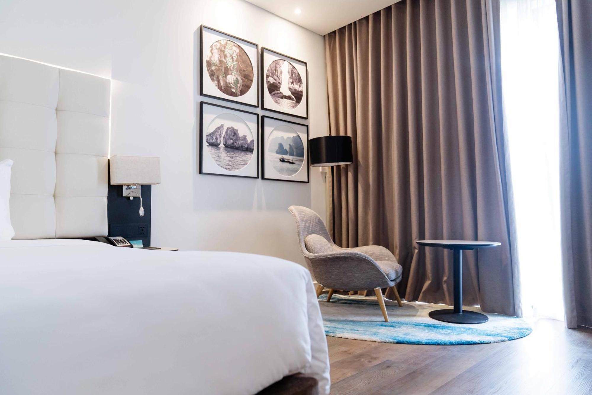 Hotel Soleil Ha Long, Trademark Collection By Wyndham Buitenkant foto