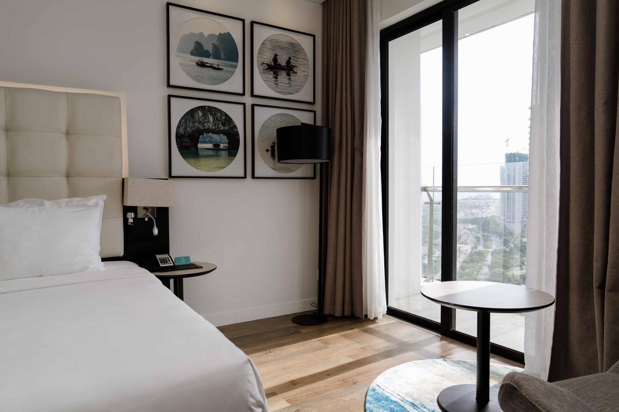 Hotel Soleil Ha Long, Trademark Collection By Wyndham Buitenkant foto