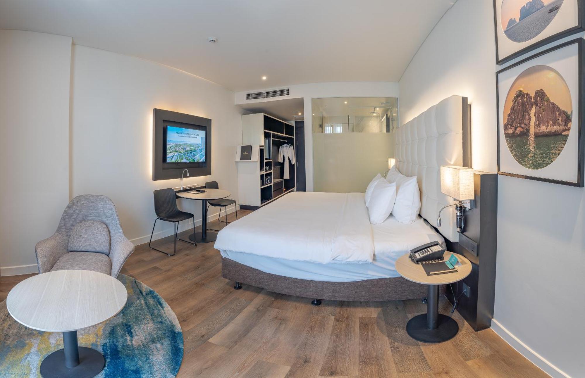 Hotel Soleil Ha Long, Trademark Collection By Wyndham Buitenkant foto